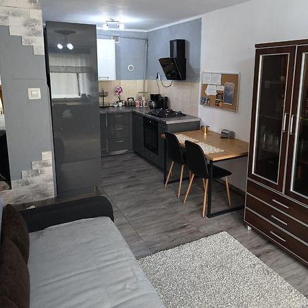 Apartament Przy Parku Kołobrzeg Exterior foto